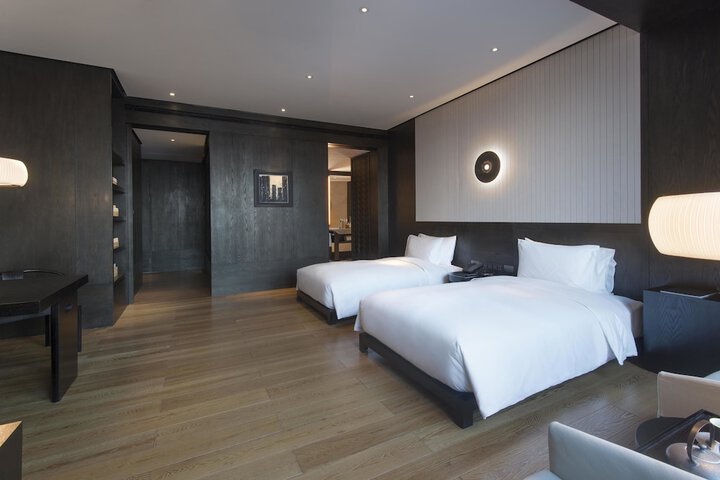 Room 12 of 45