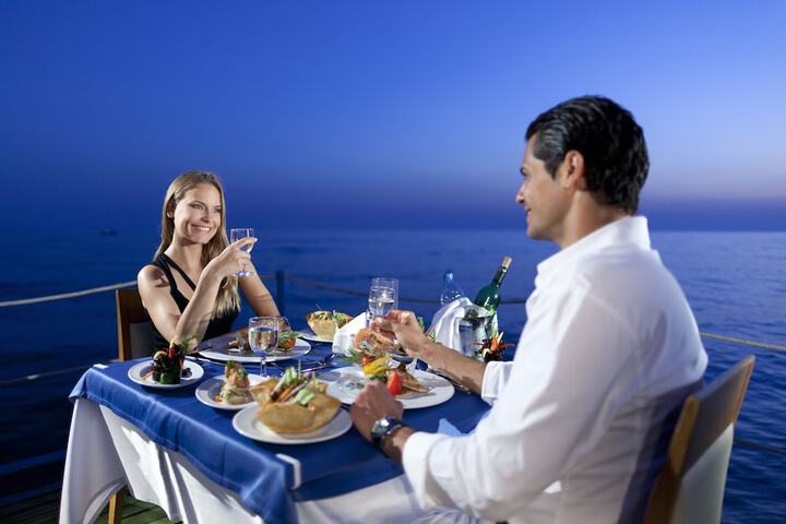 Dining Photos