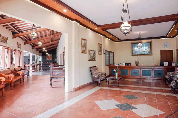 Hotel Interior 2 of 25