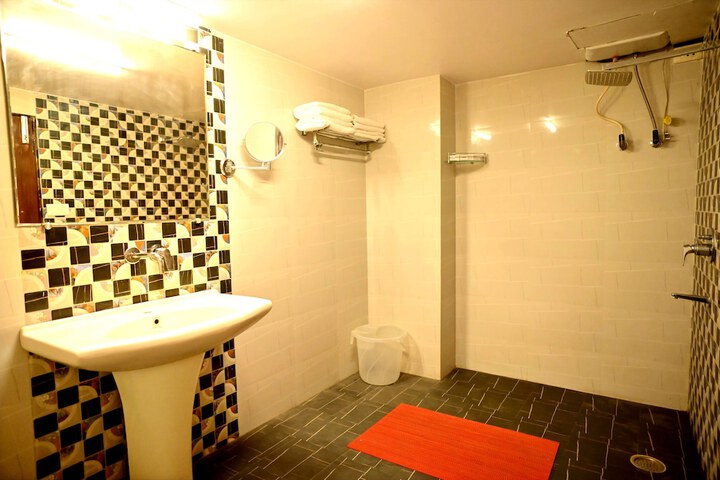 Room 49 of 81