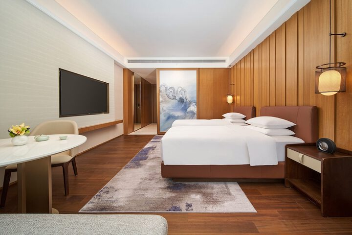 Room 25 of 68