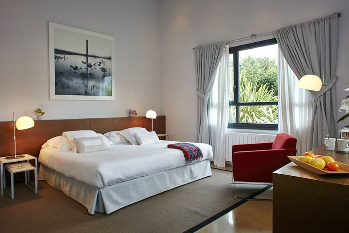 Room 6 of 61