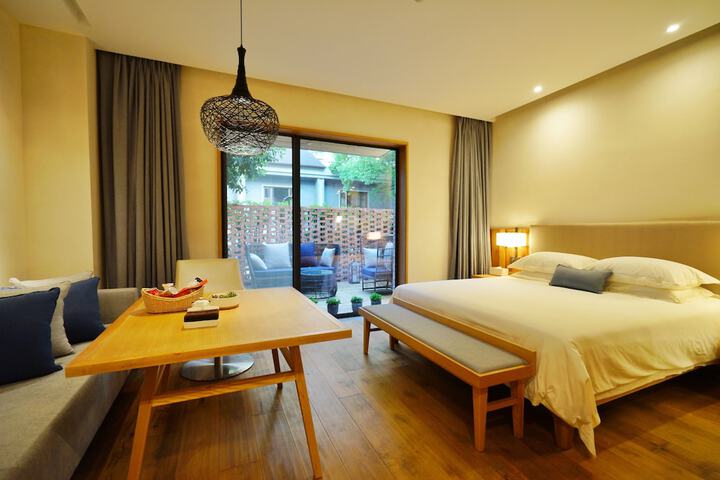 Room 15 of 45