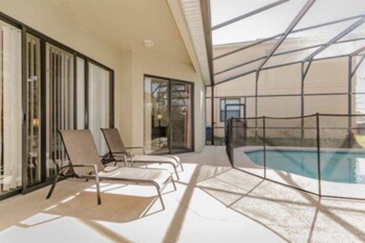Terrace/Patio 2 of 27