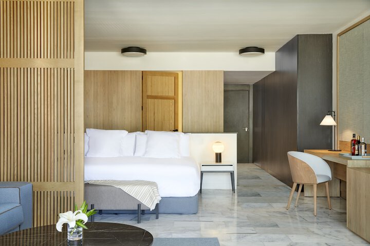 Room 28 of 149