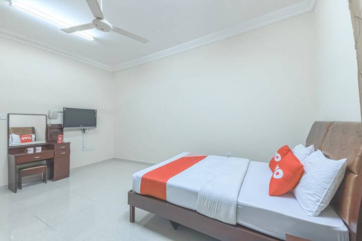 Room 28 of 73