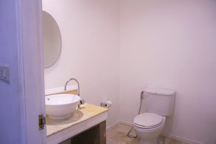 Room 62 of 115