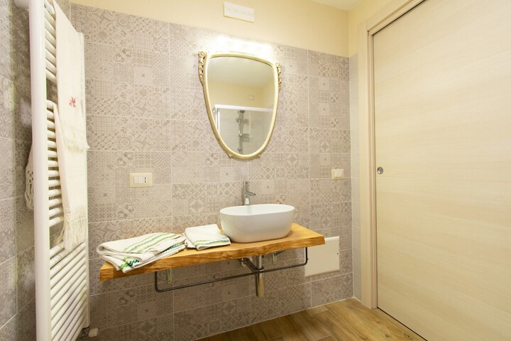 Room 19 of 42