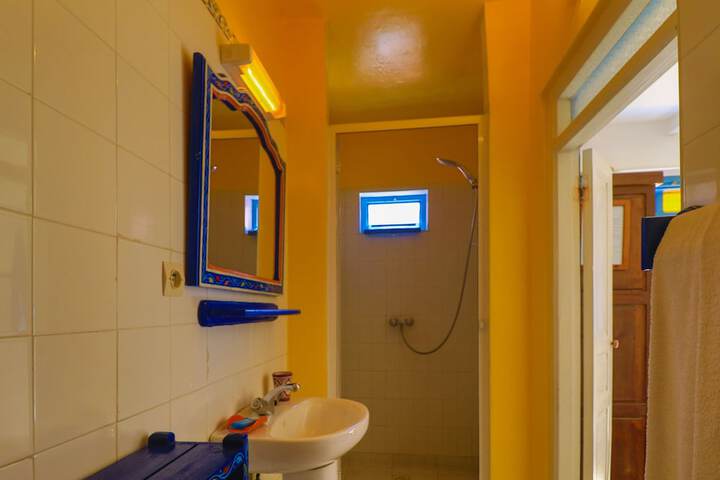 Room 140 of 266