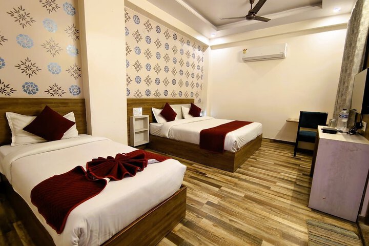 Hotel 10 of 11