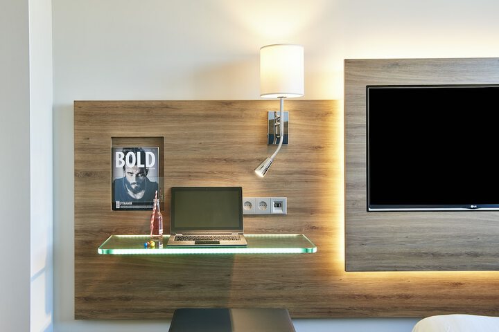 Room 19 of 47