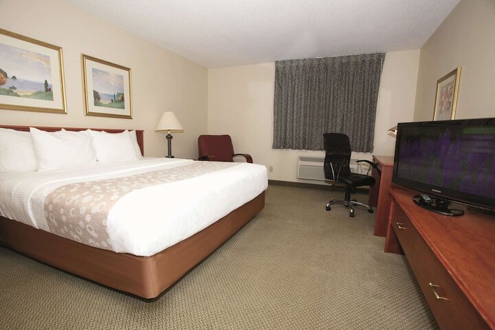 2 Double Beds Deluxe Room (11 of 11)
