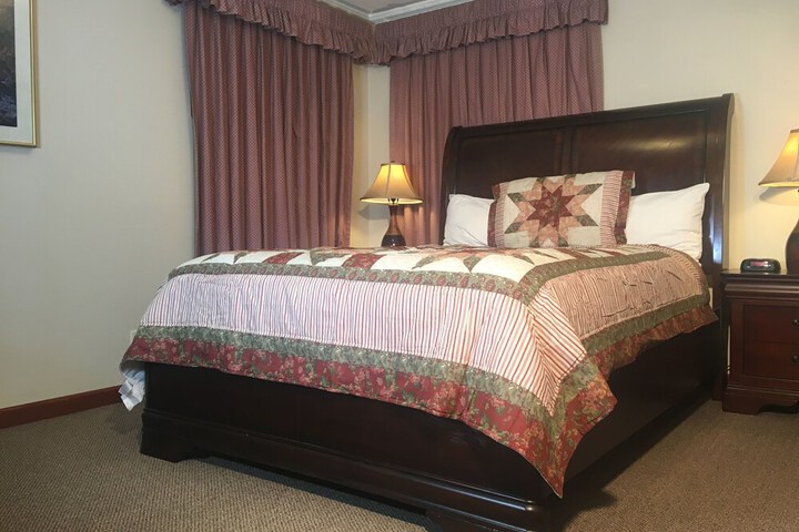 Room 28 of 46