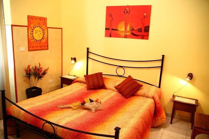 Room 21 of 53