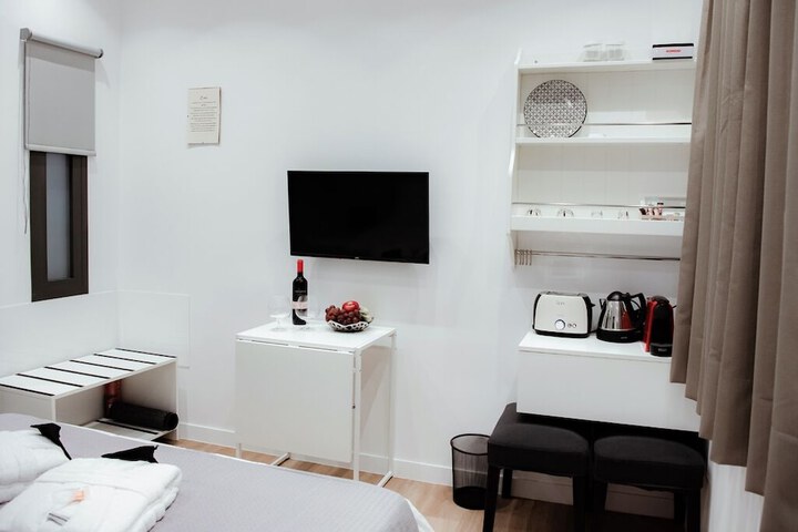 Room 16 of 46