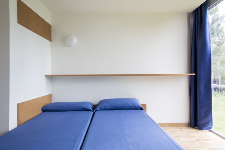 Room 6 of 29