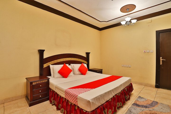 Room 6 of 25