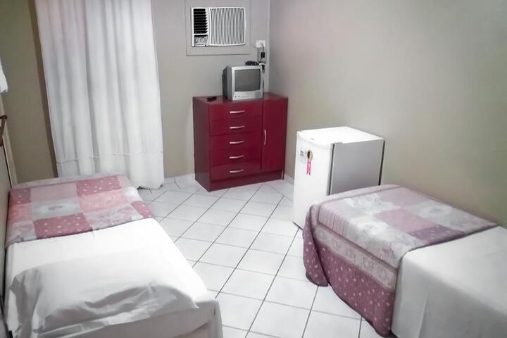 Room 11 of 17