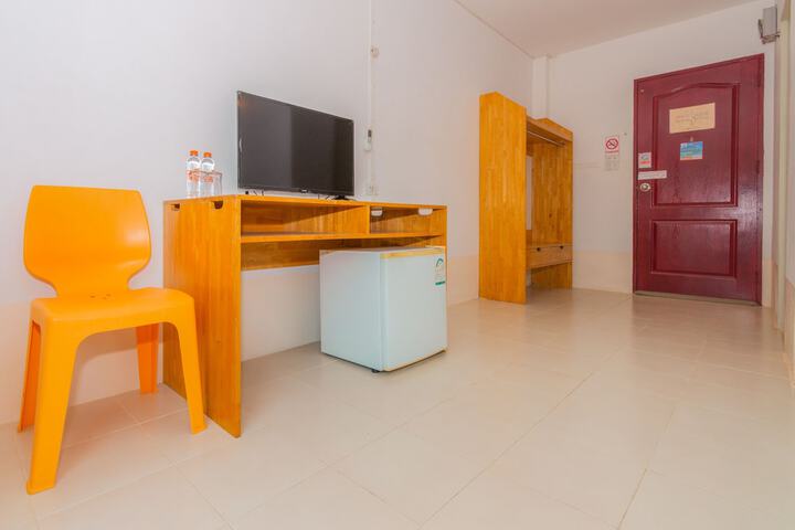 Room 57 of 83