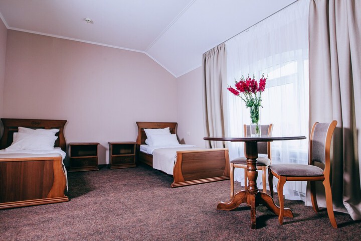 Room 5 of 44