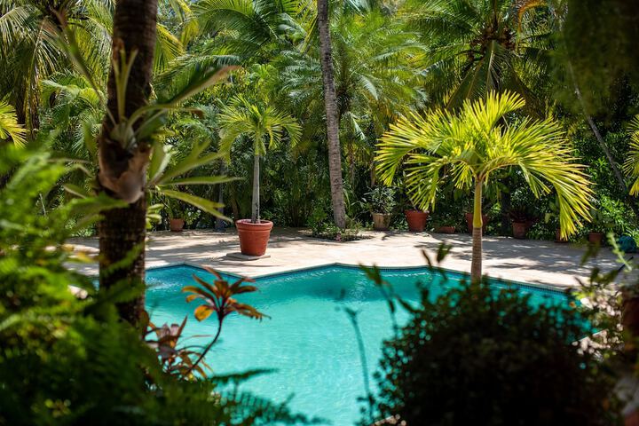 Pool 57 of 80