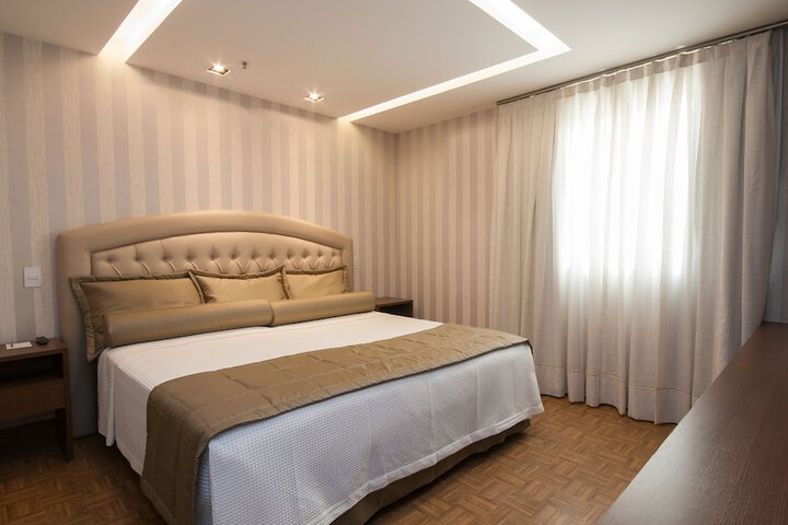 Room 15 of 81