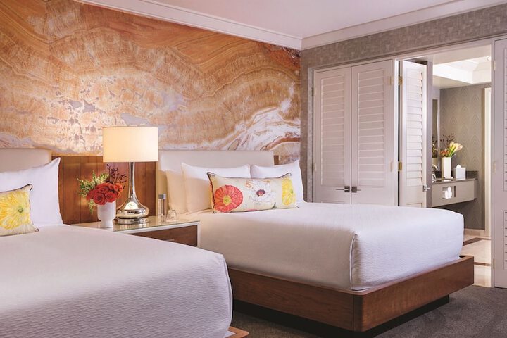 Room 16 of 70