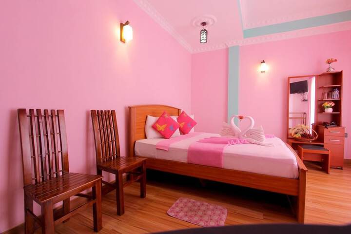 Room 3 of 14