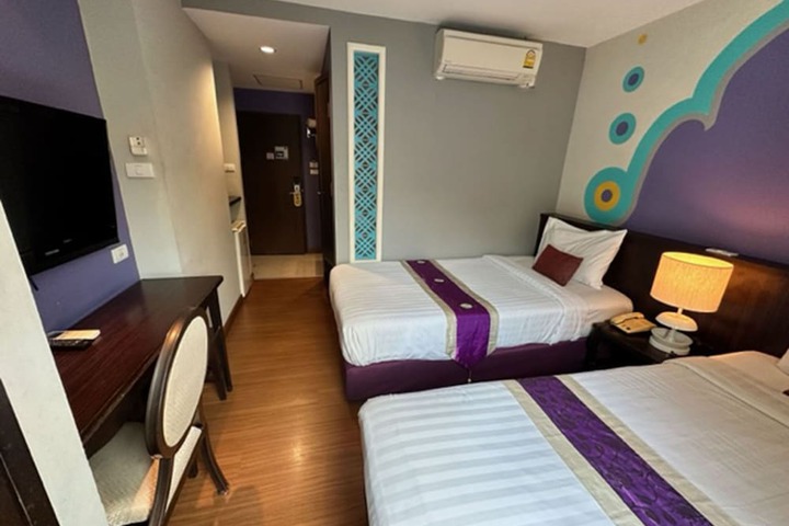 Room 20 of 61