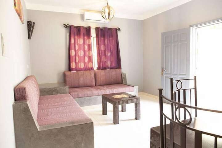 Room 10 of 30