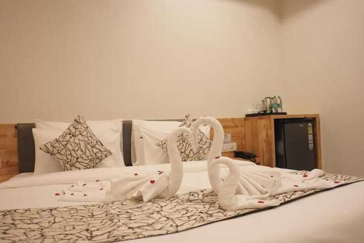 Room 34 of 112