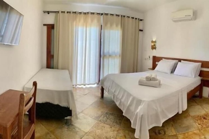 Room 4 of 34