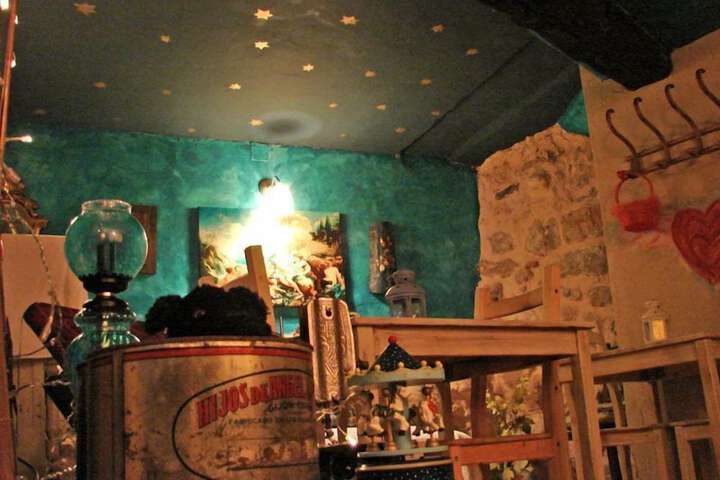 Lounge 56 of 66