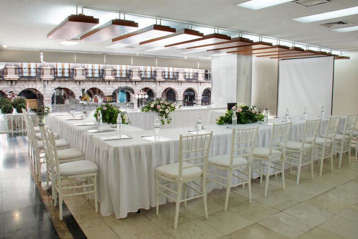 Banquet hall