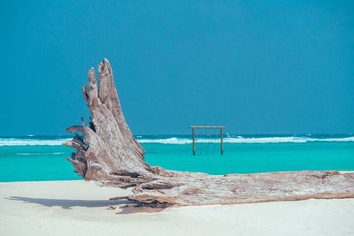 Beach 287 of 307