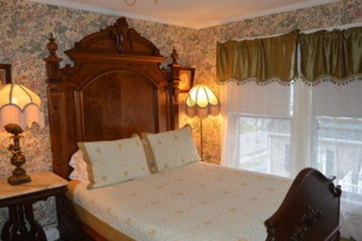Room 76 of 117