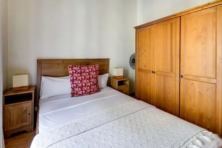 Photo of Fantastic 2 Bed in The Heart of Poble Sec