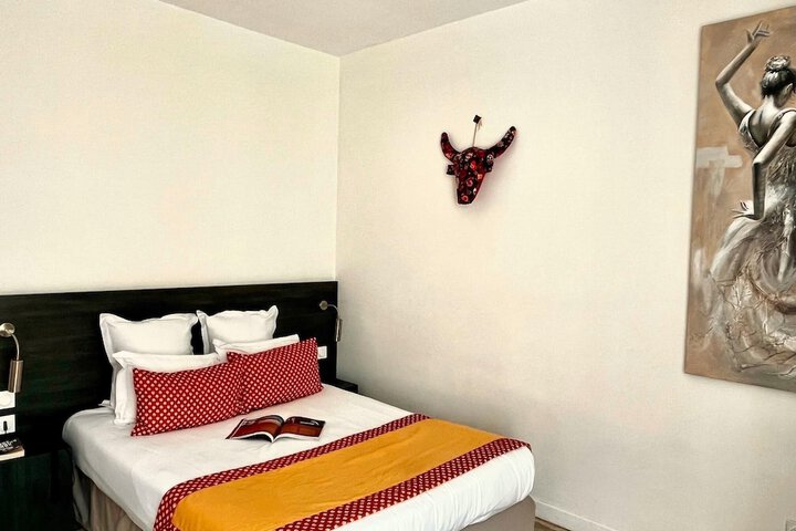 Room 28 of 74