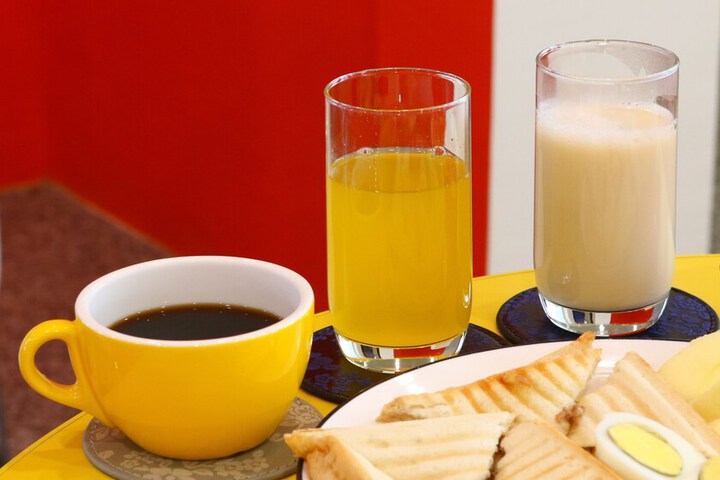 Breakfast/Coffee Service 37 of 60