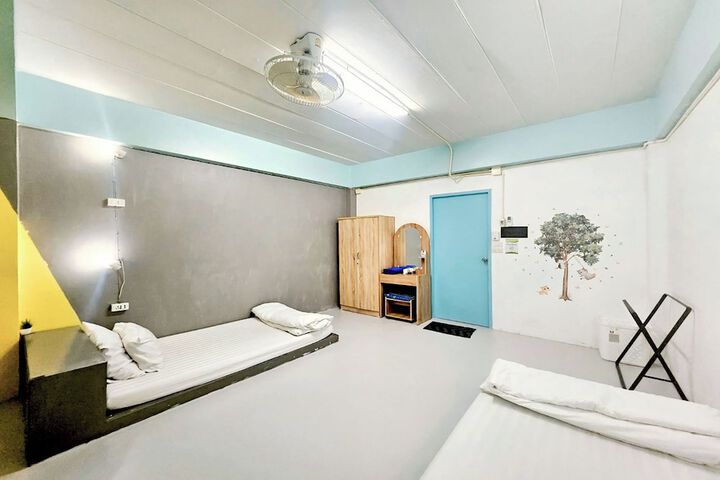 Room 38 of 94