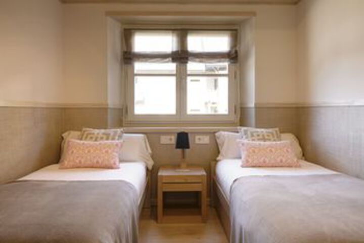 Room 8 of 23