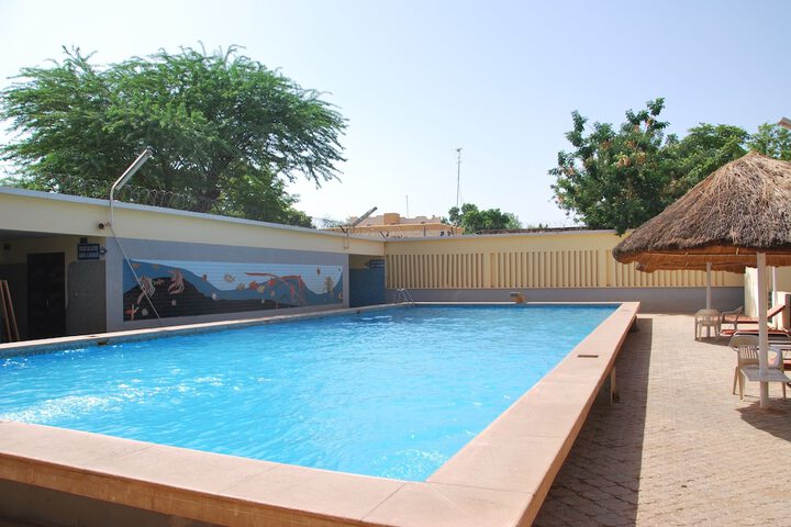 Pool Hotel