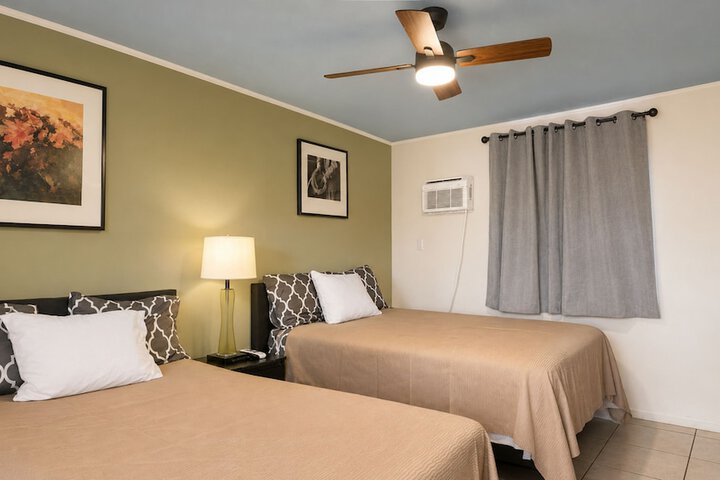 Room 8 of 55