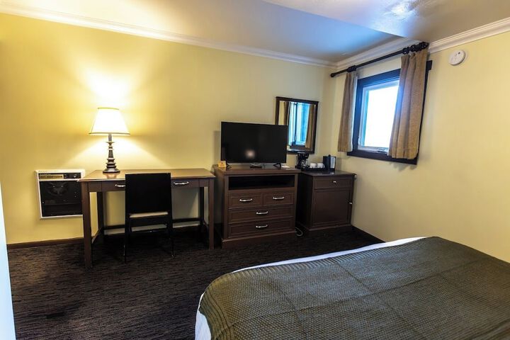 Room 13 of 29