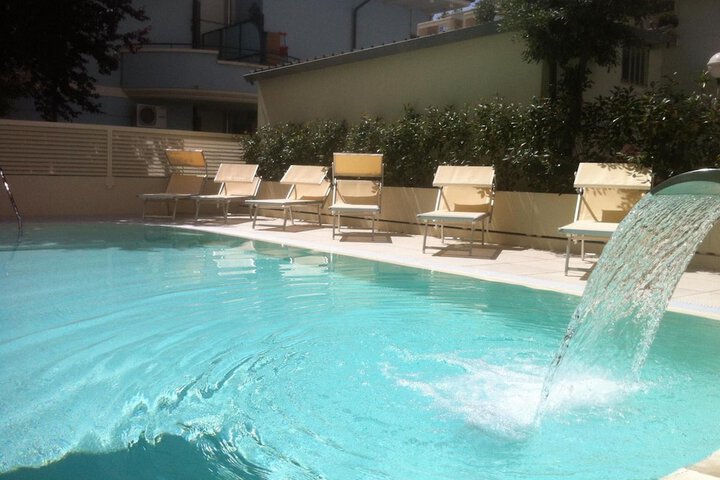 Pool 26 of 59