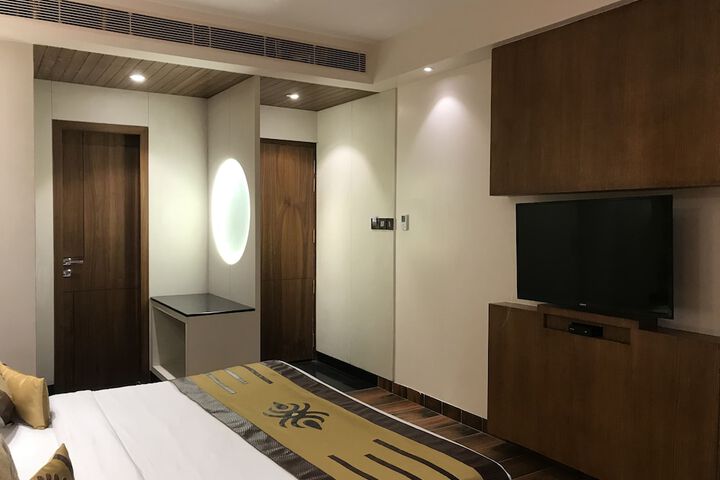 Room 21 of 110