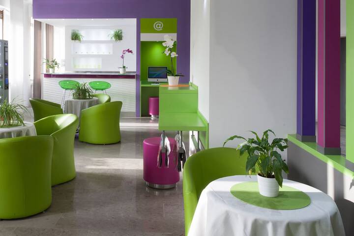 Children's play area - indoor