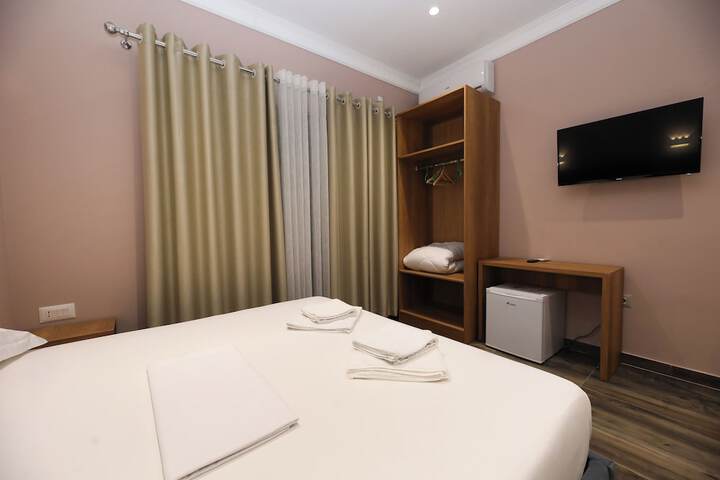 Room 55 of 99