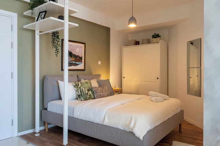 Room 41 of 210