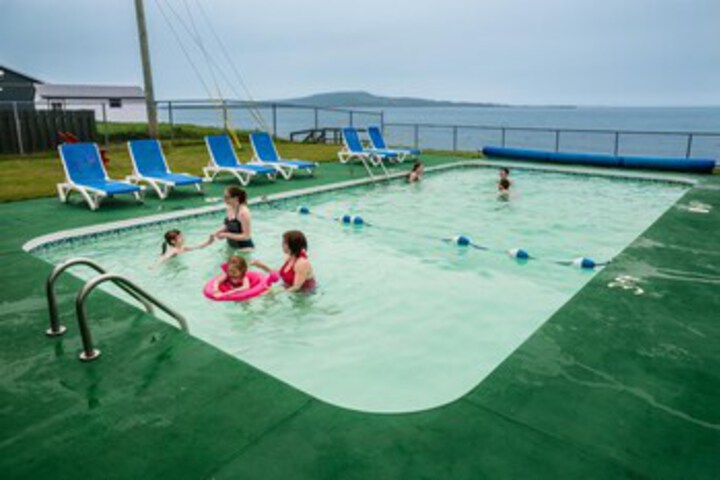Pool 55 of 141